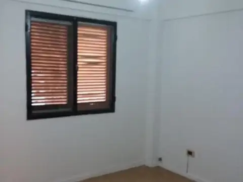 Departamento en Venta en Ezpeleta Este, USD 55.000