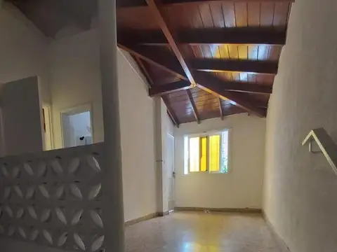 Fray Mamerto Esquiú 4311, B1678 Caseros, Provincia de Buenos Aires