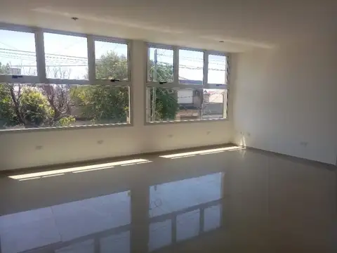 Oficina en Alquiler al Oeste