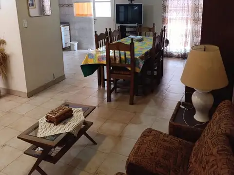 Departamento en Alquiler de 6 ambientes