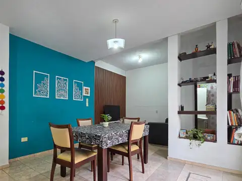 VENTA Casa de 2 dormitorios con patio y terraza en Nuestra Señora de Lourdes - Rosario