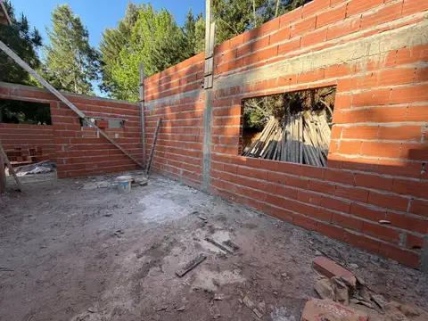 Casa 3 ambientes con 1 baño