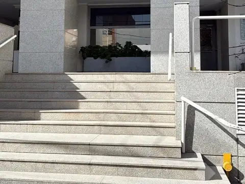 Local en Alquiler en Neuquén, Confluencia