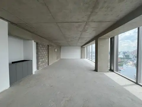 Oficina en Alquiler con 1 cochera