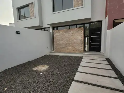 Zona residencial, próximos a San Carlos.