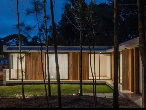 Casa en Venta en Álamos 2, USD 365.000