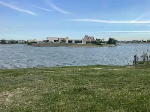 Terreno en Venta en Countries y Barrios Cerrados en Pilar, USD 80.000