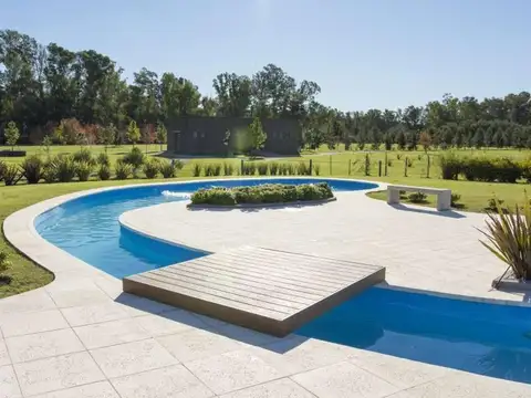LOTE EN VENTA CAMPOS DE ROCA 2 A 100 METROS DEL CLUB HOUSE