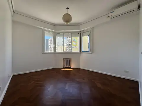 Av. Cabildo al 1500 (Esquina V. Arredondo)