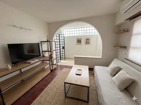 Depto Tipo Casa en Venta 40 años