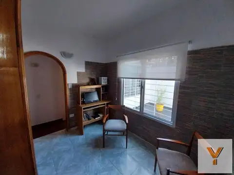 Depto Tipo Casa en Venta de 6 ambientes