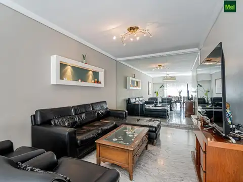 Departamento 4 ambientes con 5 baños