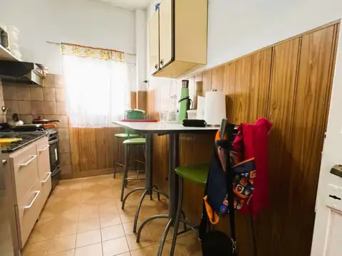 *IDEAL MULTIFAMILIAR *SE VENDEN LAS 2 CASAS PH-CON ENTRADA COMÚN-UBICADA A 4 CDRAS. DE AV. DIAZ VELEZ  Y A 11 CDS. DE AV. RIVADAVIIA