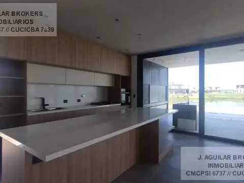 Casa en Venta al Noroeste