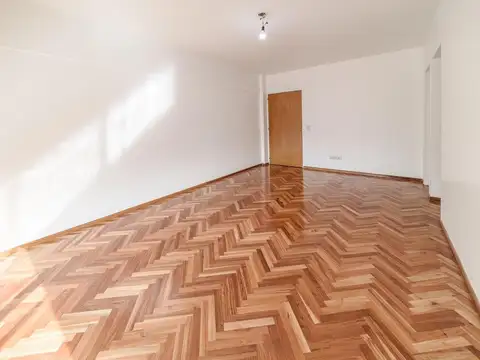 Departamento en Venta en Chacarita, USD 135.000