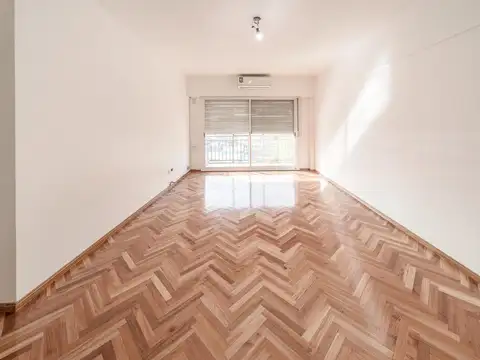 SE VENDE 3 ambientes en Chacarita.