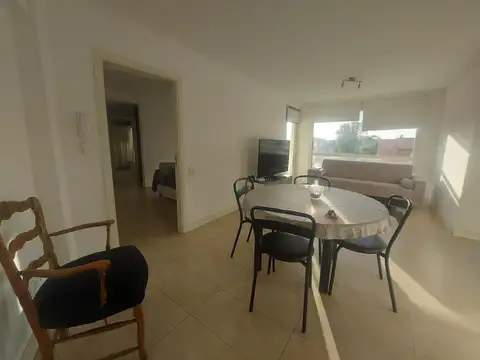 Alquiler departamento 2 ambientes - Parque Luro