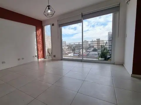 Semipiso 2 ambientes, 59m², 2 balcones.