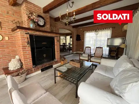 Casa en Venta en El Establo, USD 310.000