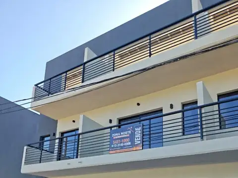 Triplex estreno en venta 2 ambientes con cochera en Tigre Centro