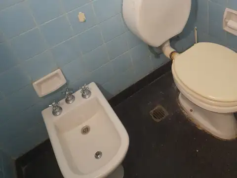 Mario Bravo 600, Piso 1