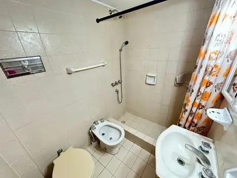 Depto Tipo Casa en Venta de 4 ambientes