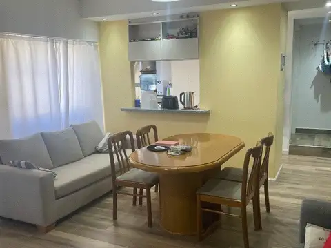 Depto Tipo Casa en Venta de 3 ambientes