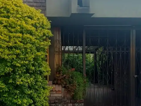 Casa en Alquiler de 3 dormitorios