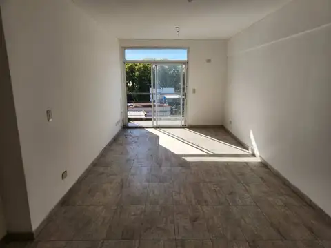 VENTA MONOAMBIENTE EN MONTE CASTRO BALCON