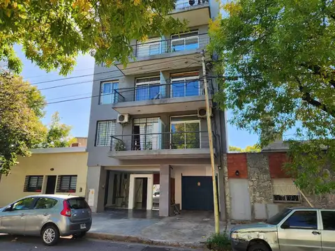 VENTA MONOAMBIENTE EN MONTE CASTRO BALCON