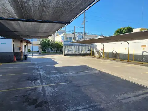 Galpon en Venta 43  mts Fondo