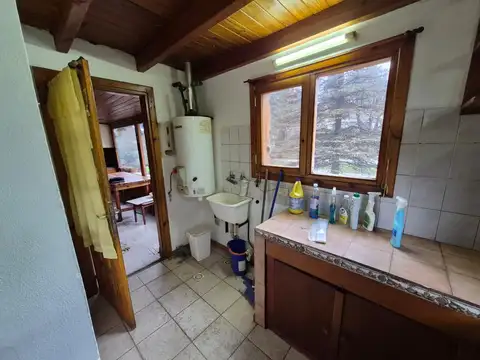 Casa 6 ambientes con 1 baño