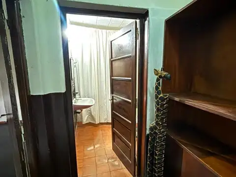 Casa el frente de 1 dormitorio en alquiler
