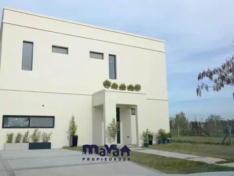 CASA EN ALQUILER - PUERTOS, BARRIO ACACIAS