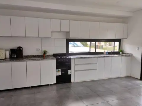 CASA EN ALQUILER - PUERTOS, BARRIO ACACIAS