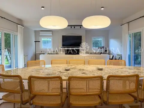 Casa en Venta en Countries y Barrios Cerrados en Moreno, USD 590.000