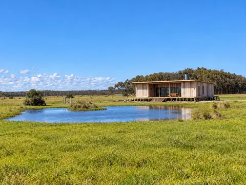 URUGUAY (Rocha) - Espectacular lote en primer línea de mar