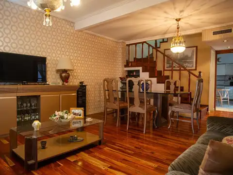Depto Tipo Casa en Venta de 3 dormitorios