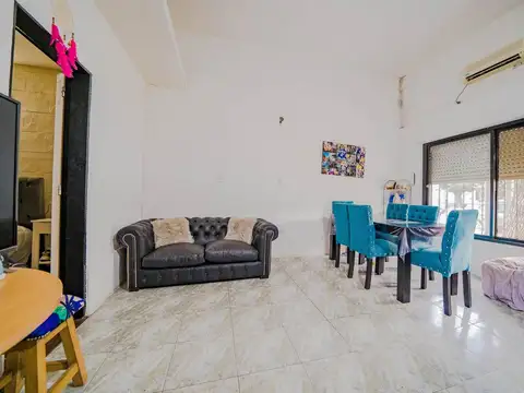 VENTA CASA SAN ISIDRO 7 AMBIENTES-PERMUTA
