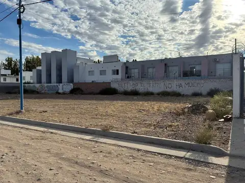 VENTA DE TERRENO ZONA IUPA