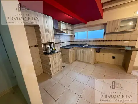 PH tipo casa 3 ambientes en alquiler en San Antonio de Padua
