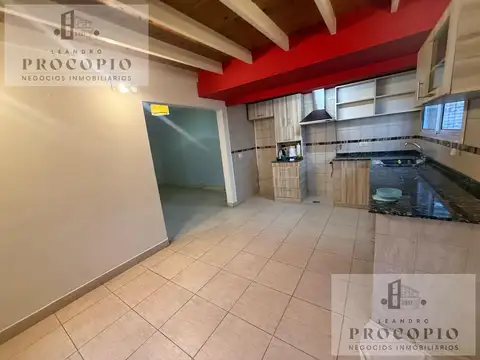 Depto Tipo Casa en Alquiler de 2 dormitorios
