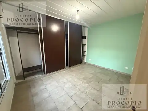 Depto Tipo Casa en Alquiler en San Antonio de Padua, $ 800.000