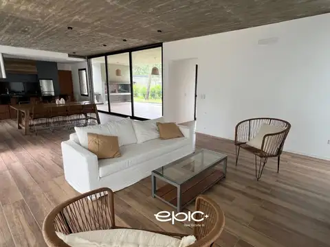 Casa en Alquiler Temporal al Norte