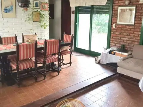 Casa en Venta en Martinez, USD 210.000