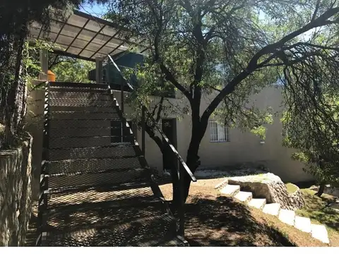 LA SERRANITA - EXCELENTE CASA - 2 DORMIT 2 BAÑOS PISCINA PAR