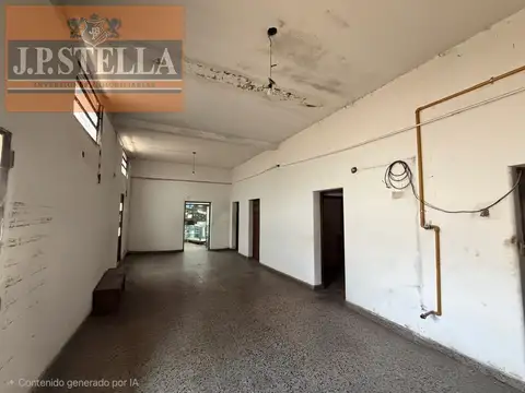 Local Doble con Deposito 430 m² - Oficinas - Baños y Vestuarios - Frente a Avenida - Moron