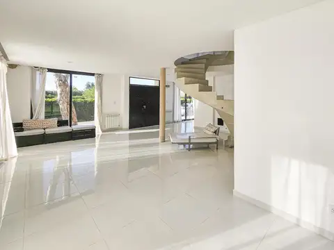 Casa en Venta en Rosario, USD 420.000