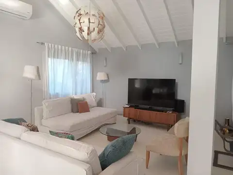 Casa en Alquiler en Golfers, USD 1.300