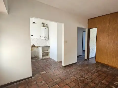 Casa 2 ambientes con 1 baño